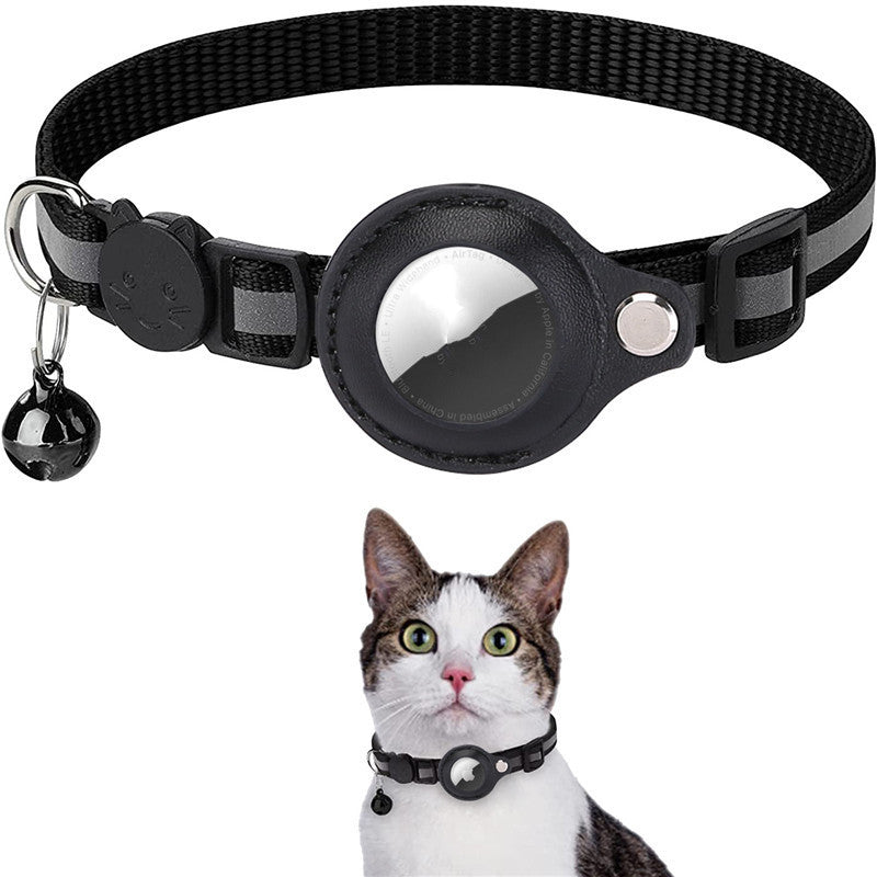 ReflectiCollar: Waterproof Collar with Airtag & Reflective Surface for Pets