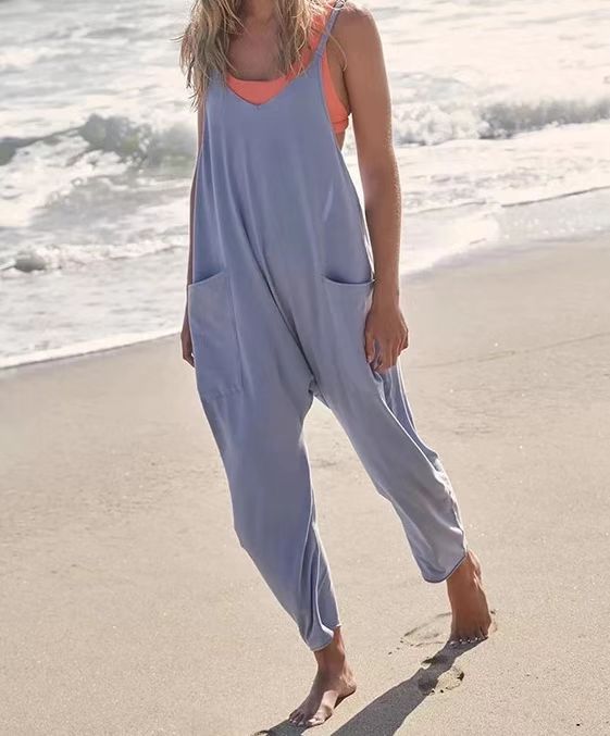 Summer Sleeveless Jumpsuit for Women - Loose Fit, Stretchy, with Pockets and Zipper Closure